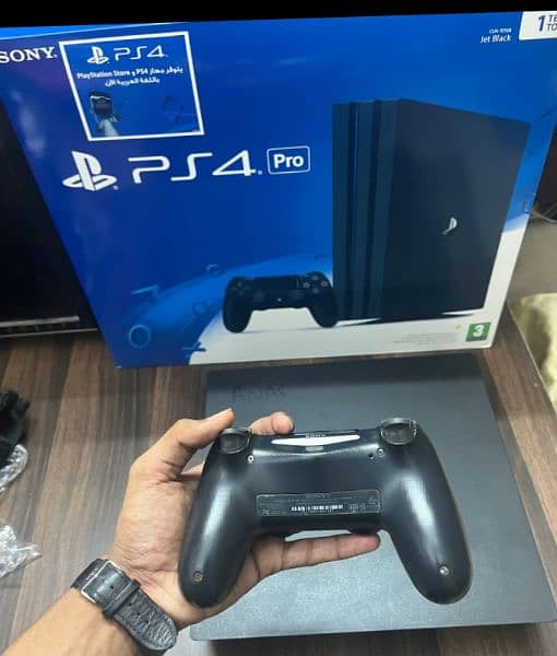 Playstation 4 pro 1 TB with Boxes 10