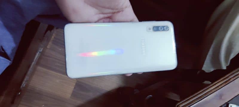 Samsung Galaxy A70 condition 10/10 4