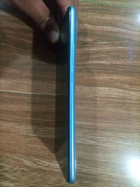 INFINIX HOT 10 PLAY 4 64. with box and charger 10/10 condition 5