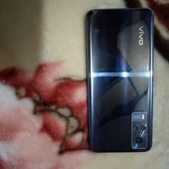 vivo y 31 6/ 128 charger and box Available