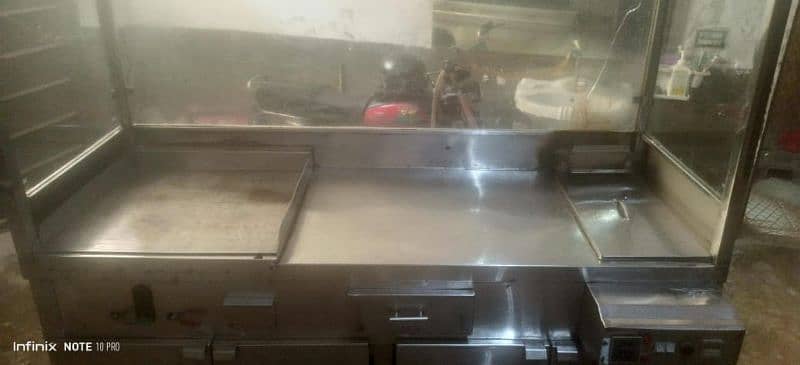One Fast Food Counter/ One Breading Table/ One Grill 2in One Gass qula 4