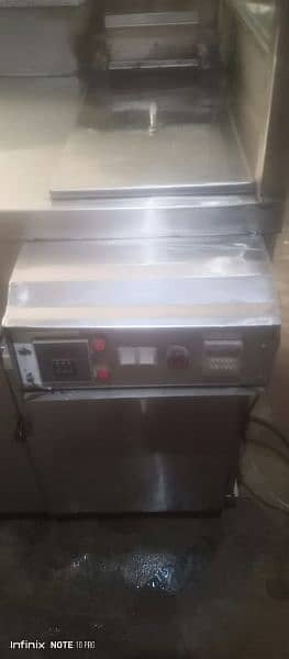 One Fast Food Counter/ One Breading Table/ One Grill 2in One Gass qula 5