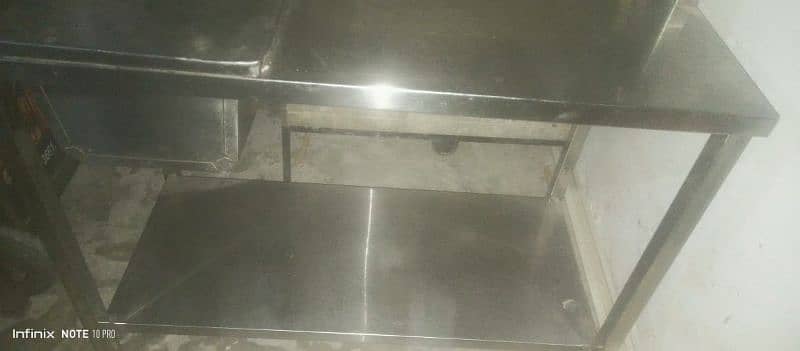 One Fast Food Counter/ One Breading Table/ One Grill 2in One Gass qula 9