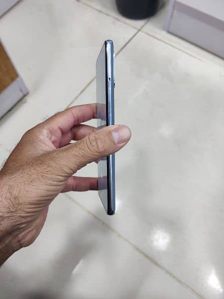 oneplus 8t cheap price 12.256gb aproved 35000 only dual sim 4