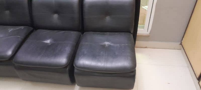 6 seater sofa available for sale 2