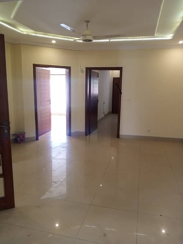 10 Marla Gas house available for rent in sector A 13