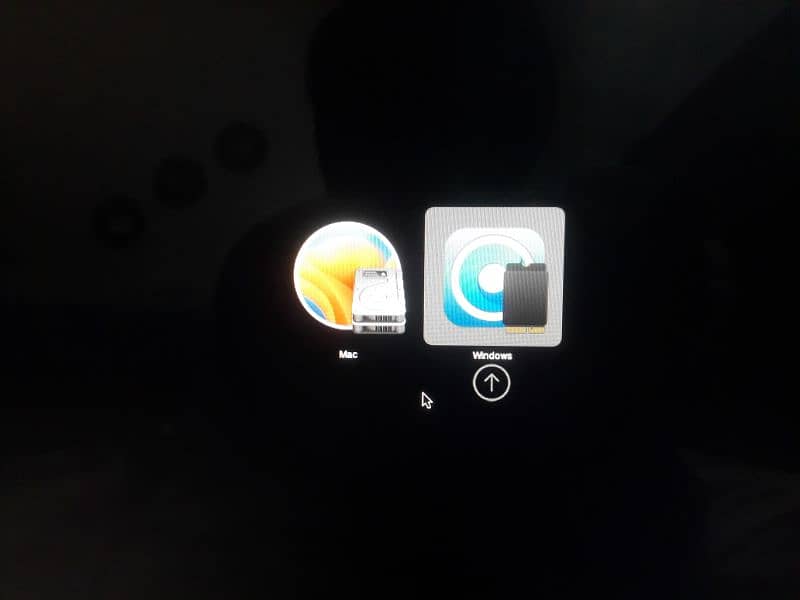 iMac original with 2 SATA Hardisk with windows 11 Price Negotiable 7