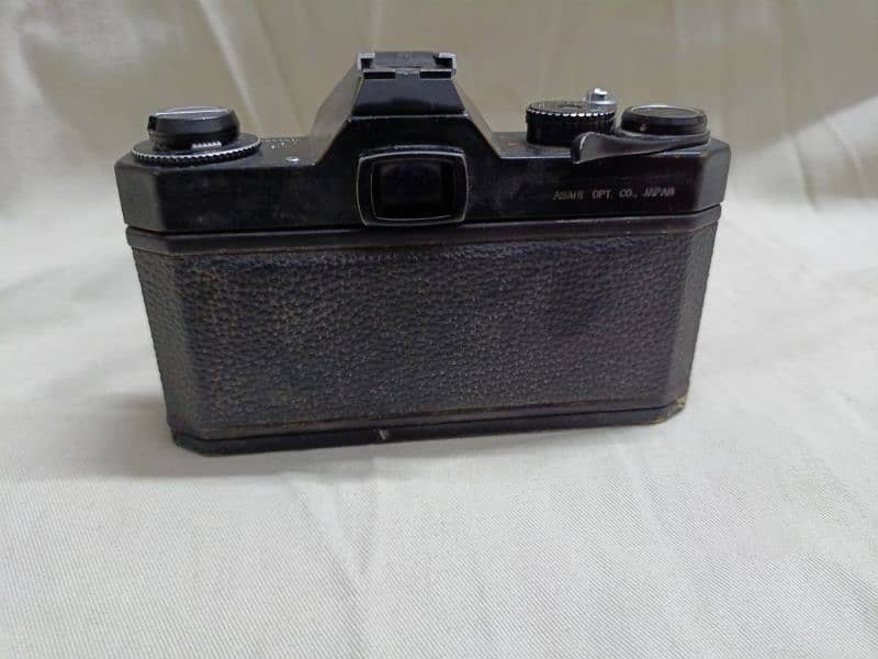 ASAHI  PENTAX . vintage camera 6