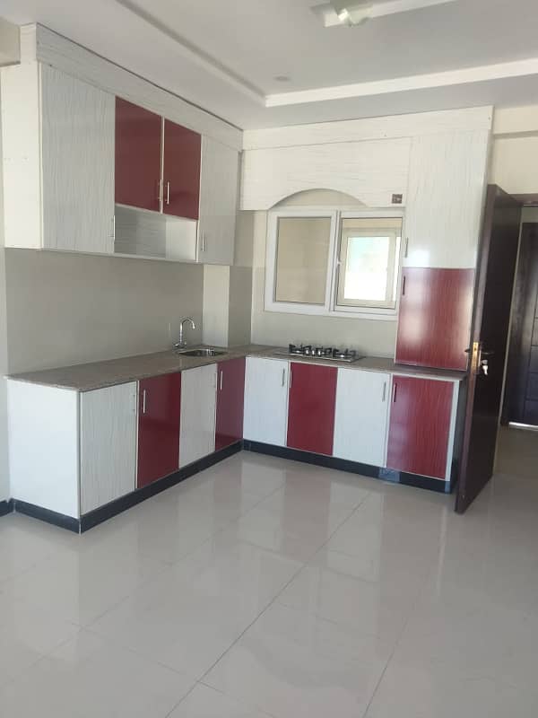 2 Bed Corner Family Apartment Is Available For Rent 8