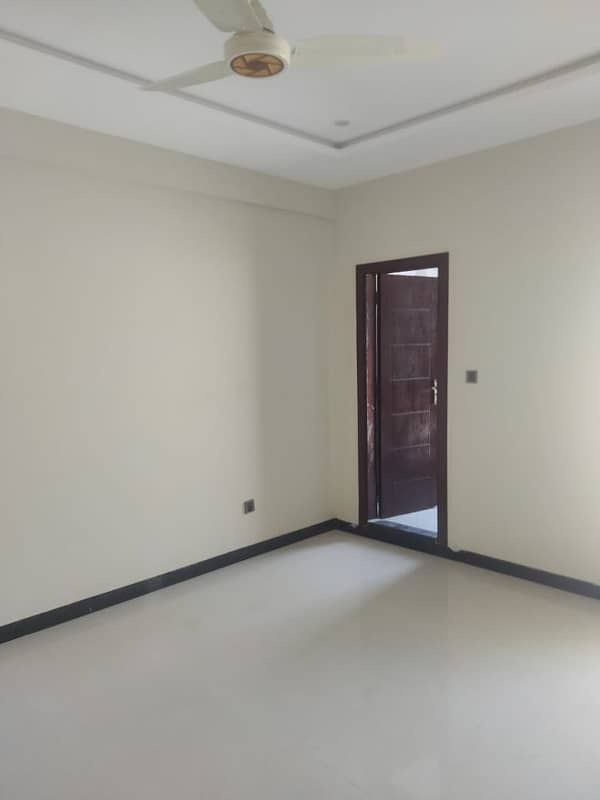 2 Bed Corner Family Apartment Is Available For Rent 18