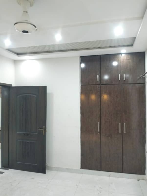 5 Marla Use House for sale in Gardenia Block Sector D Bahria Town Lahore 8