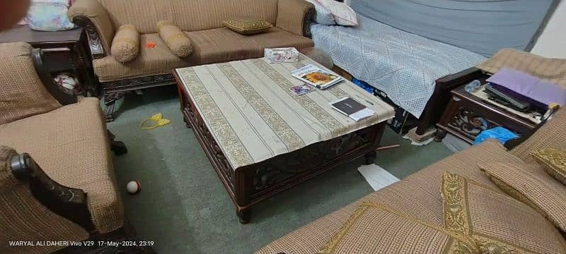 Sofa and table usded for sale 1