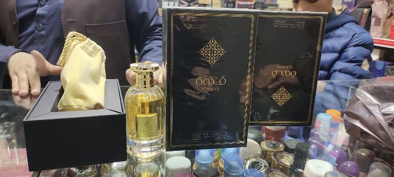 All types Of perfumes available on hole sale rate 10