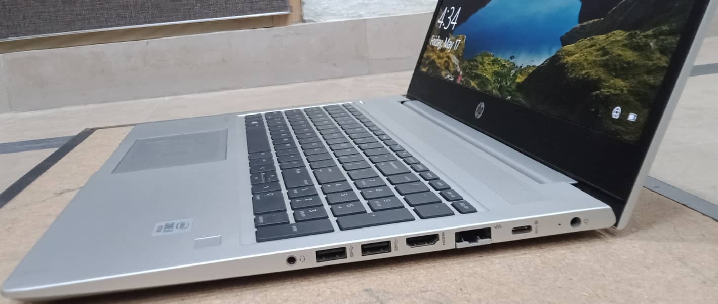 HP Laptop Core i7 10th Generation, 32GB RAM, 1000GB SSD, NEW BATTERY 7