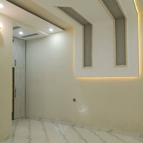 BRAND NEW LUXURY HOUSE FOR SALE AT REASONABLE DEMAND 3