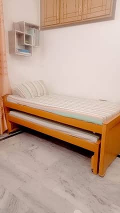 Bunk Bed with Lower bed moveable