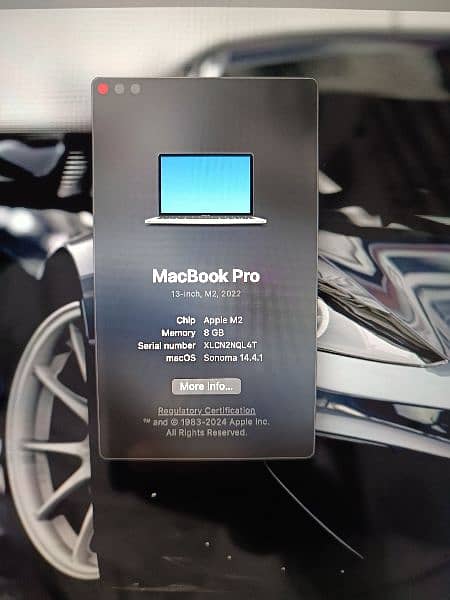 MacBook Pro M2 8GB/256SSD 4