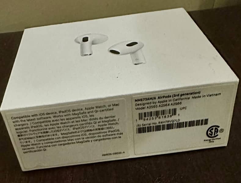 Apple AirPods — 3rd Generation 3