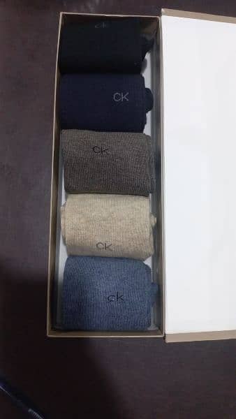 ck and tommy and polo socks 9