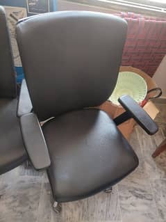 6 Office Chair for Sale BLACK COLOR