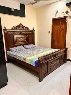 Chinioti bed/dressing/side tables       Whatsapp 03194106523 0