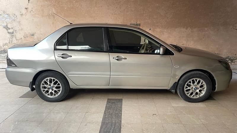 Mitsubishi Lancer 2006 0