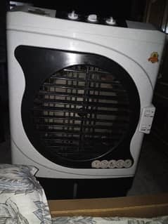air cooler ice box wala ful ok only one year use Howa abi just
