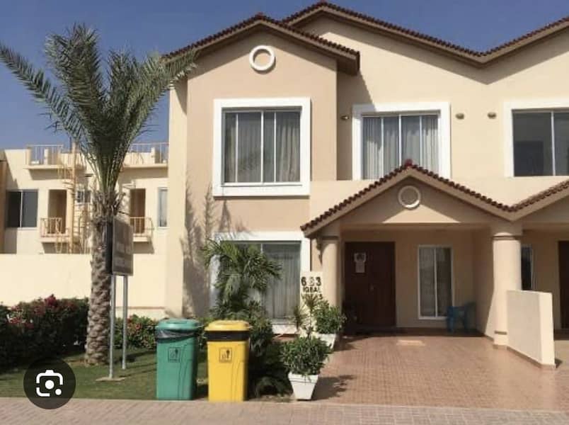 Bahria Town Karachi 
P 11 B 
Villa 125 sq 
Corner 
West open 
Loop road 
With key 
Grille installed 
Servant room available 
Beautiful Garden 1