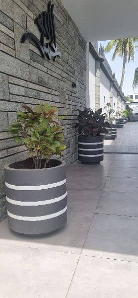 Planters and pots Concrete mixed 4