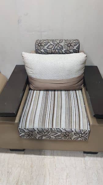 Sofa 7 seater havy wooden  material 1