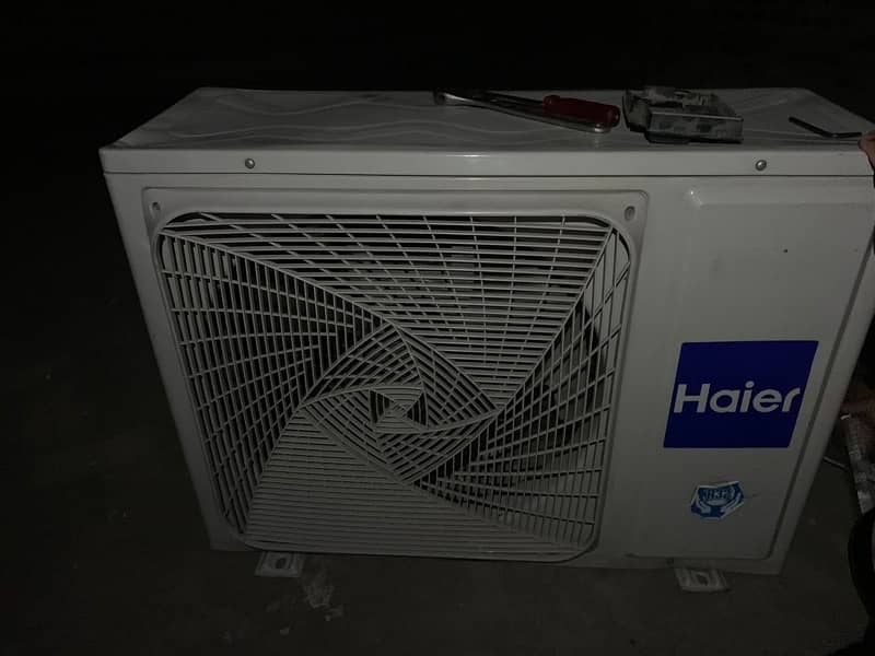 Haier 1.5 ton  Dc inverter Ac For sale 1