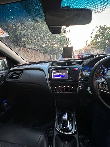 Honda Grace Hybrid 2014 model 2019 reg 1.5 pushstart 9