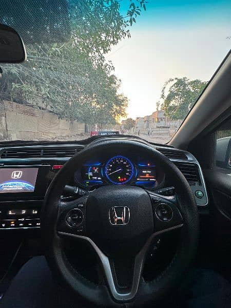 Honda Grace Hybrid 2014 model 2019 reg 1.5 pushstart 8
