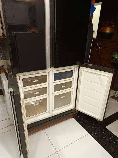 Sharp Refrigerator 3