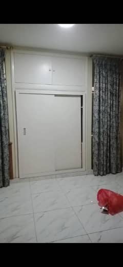 Prime Location Defence Officer Colony 10 Marla Flat Up For Sale 0
