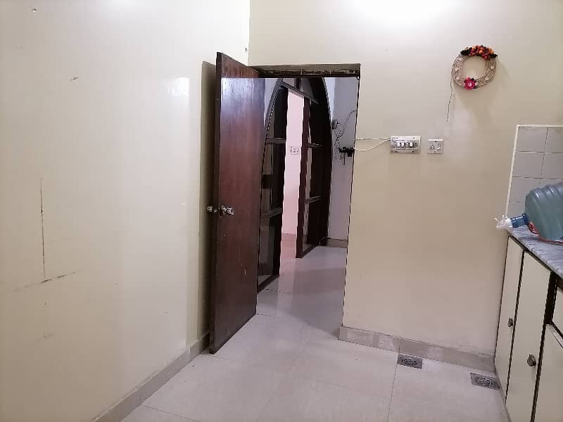 10 Marla House Situated In Allama Iqbal Town For Rent 9