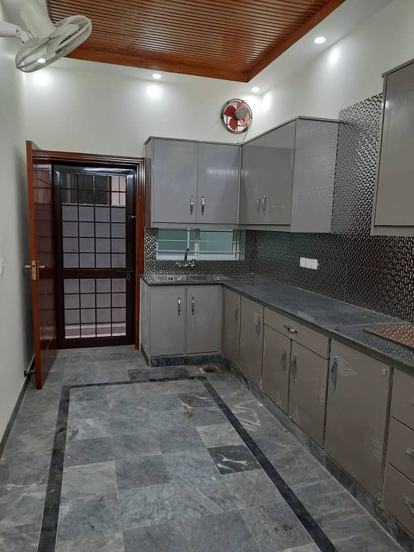 12 Marla Upper Portion Available For Rent 3