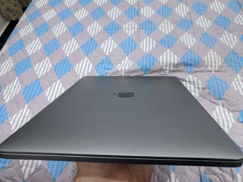 13 inch, MacBook Pro 2017 4
