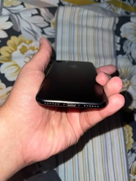 iphone 7 128gb pta approved 5