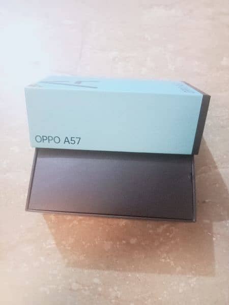 OPPO A57 3(64) 2