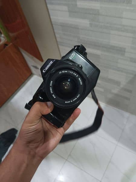 canon vintage fully working camera 1