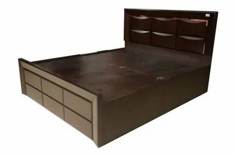 Cadbury Bed with Side tables 0