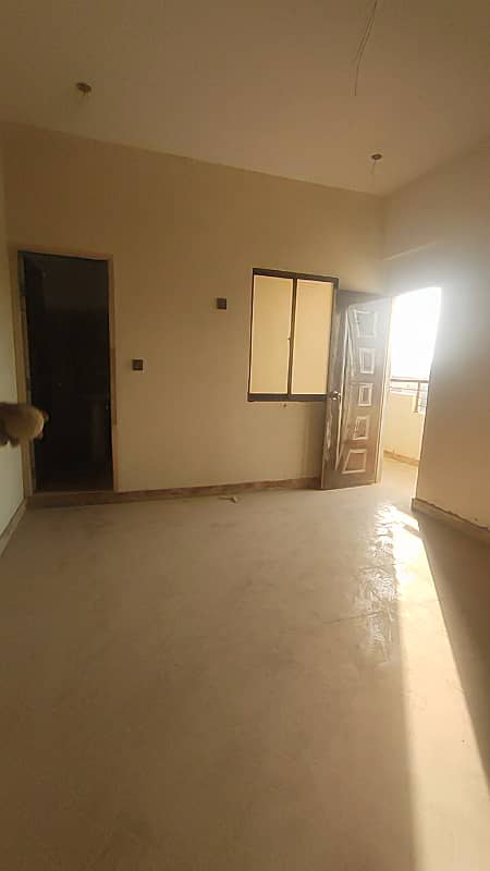 2bed lounge 2nd floor brand new near ghazi goth 2