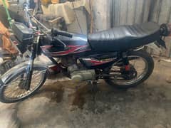 Honda deluxe 125 used just copy not file engine ka Kam hony Wala hai