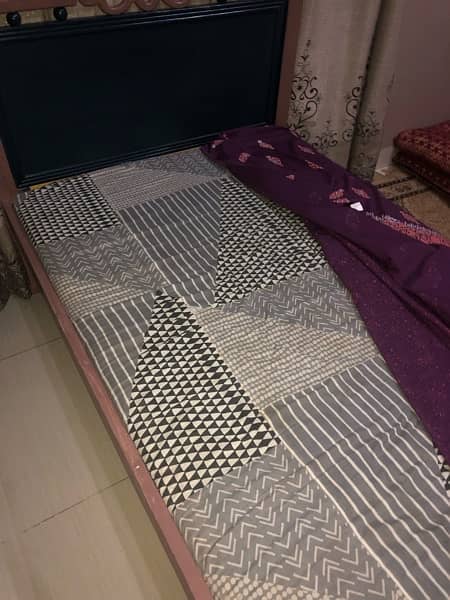 Used Single bed with mattress For sale 2