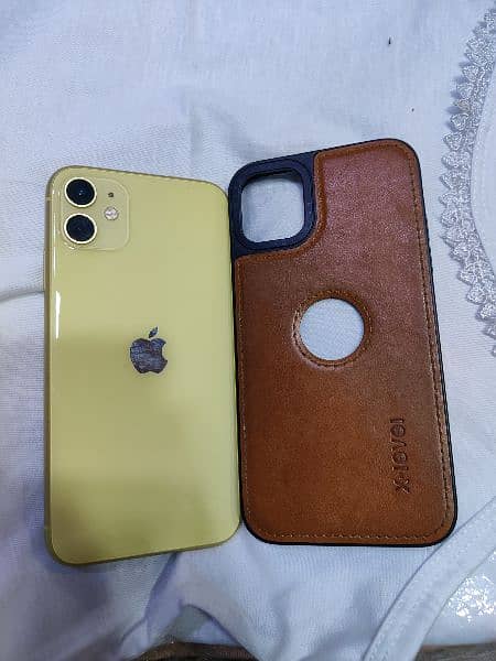 I phone 11 yellow colour condition 10 by 10 Non pta All ok 3