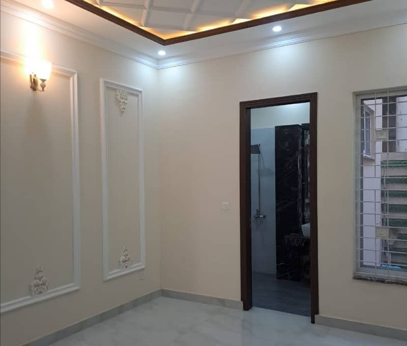 Brand New 5 Marla House Available In Allama Iqbal Town For Sale 5