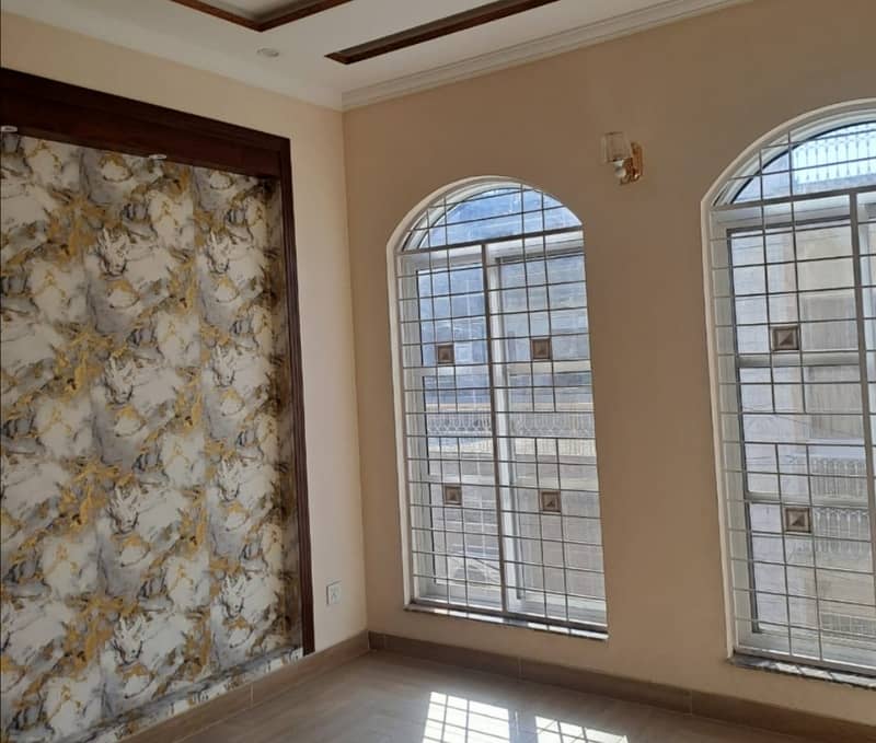 Brand New 5 Marla House Available In Allama Iqbal Town For Sale 19