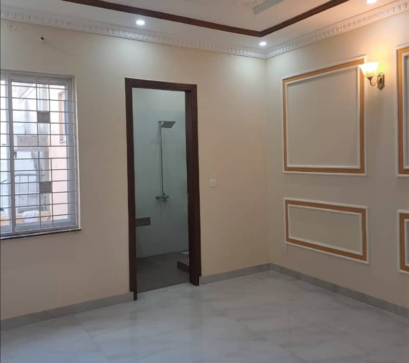 Brand New 5 Marla House Available In Allama Iqbal Town For Sale 22