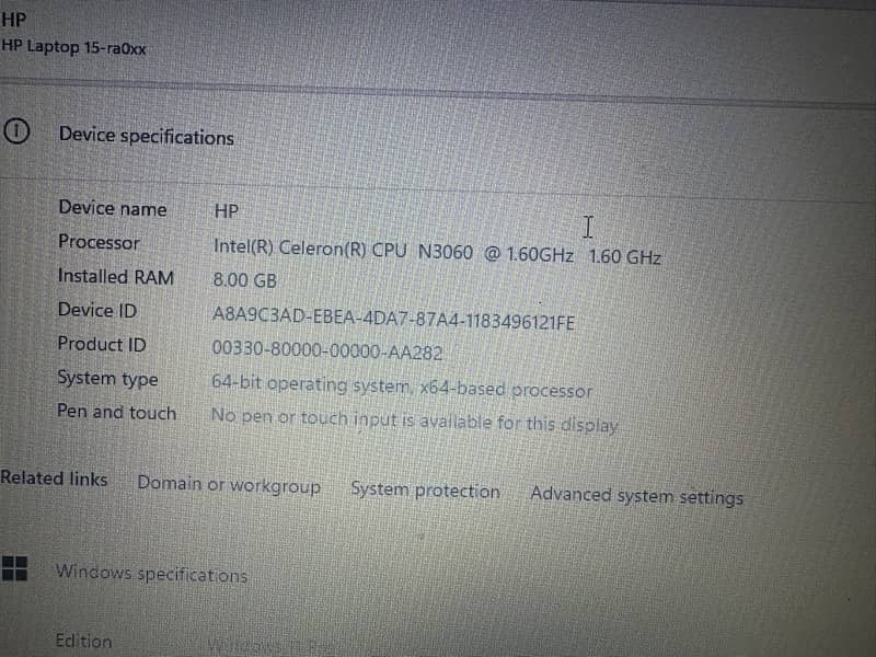 HP 15 RA0xx laptop like new 15.4 display used 2 months only 6